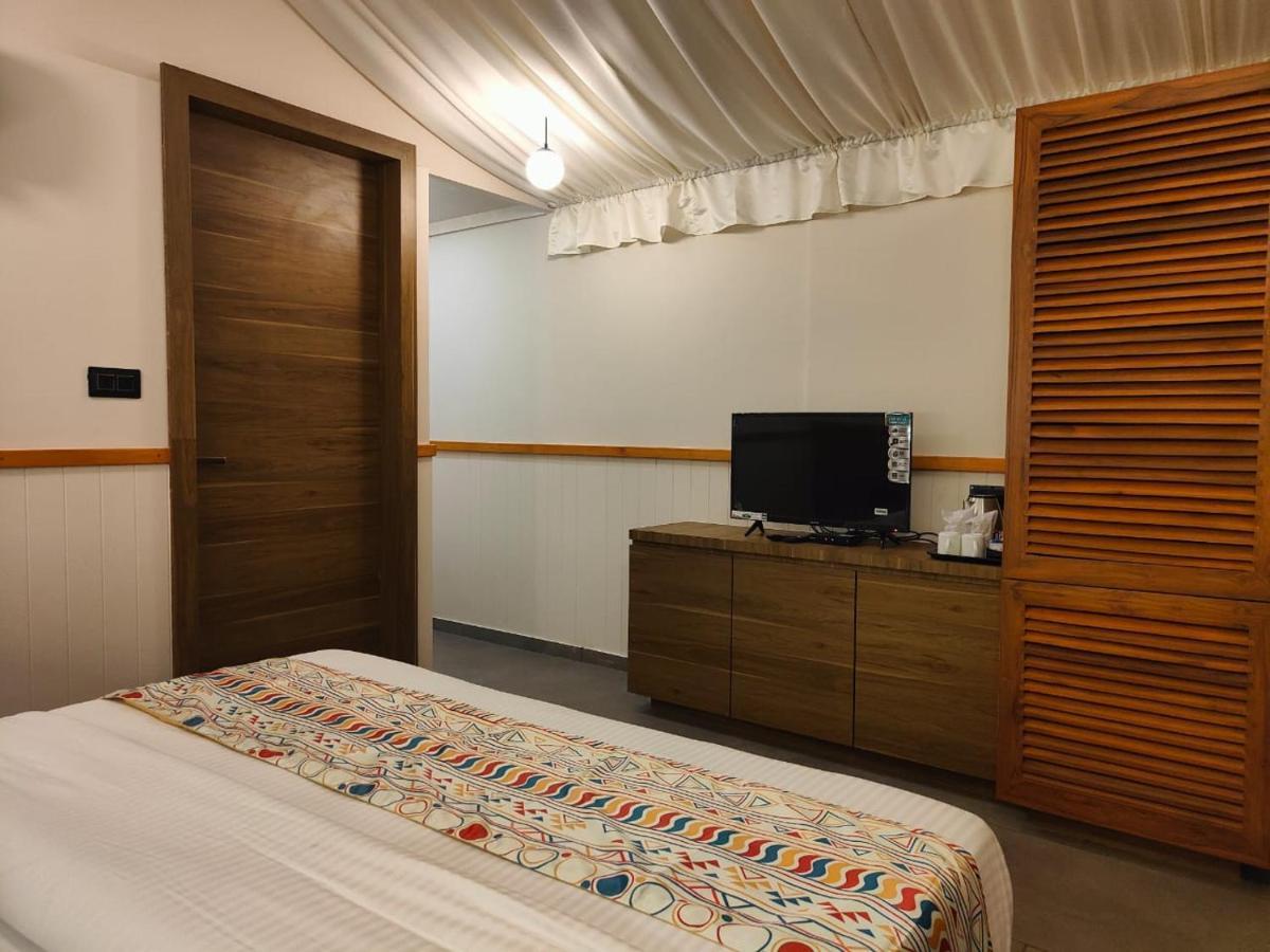Nirvana Resort And Restaurant Garudeshwar Экстерьер фото